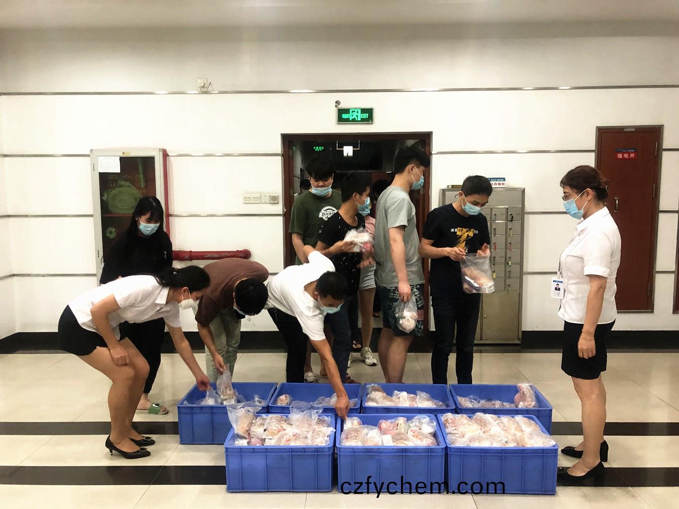 暖人心，鼓干劲 - 公(gong)司(si)工会慰问(wen)一线加班员工